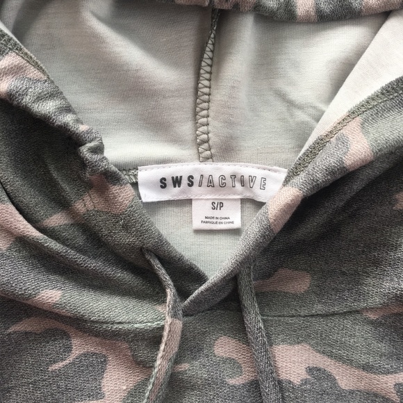 Camo crop hoodie - Picture 3 of 3